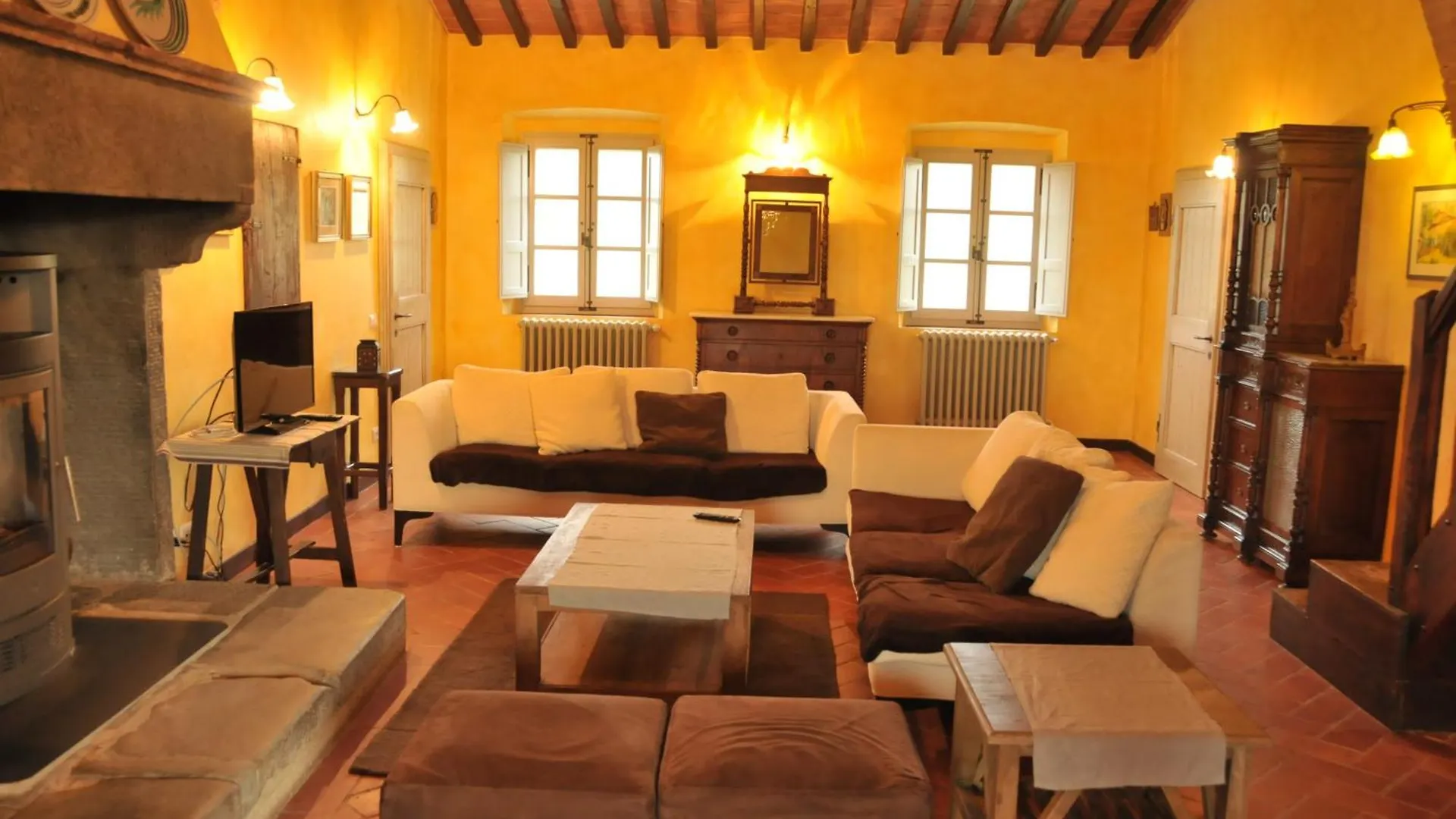 Villa Gagnoni Sinalunga 0*,